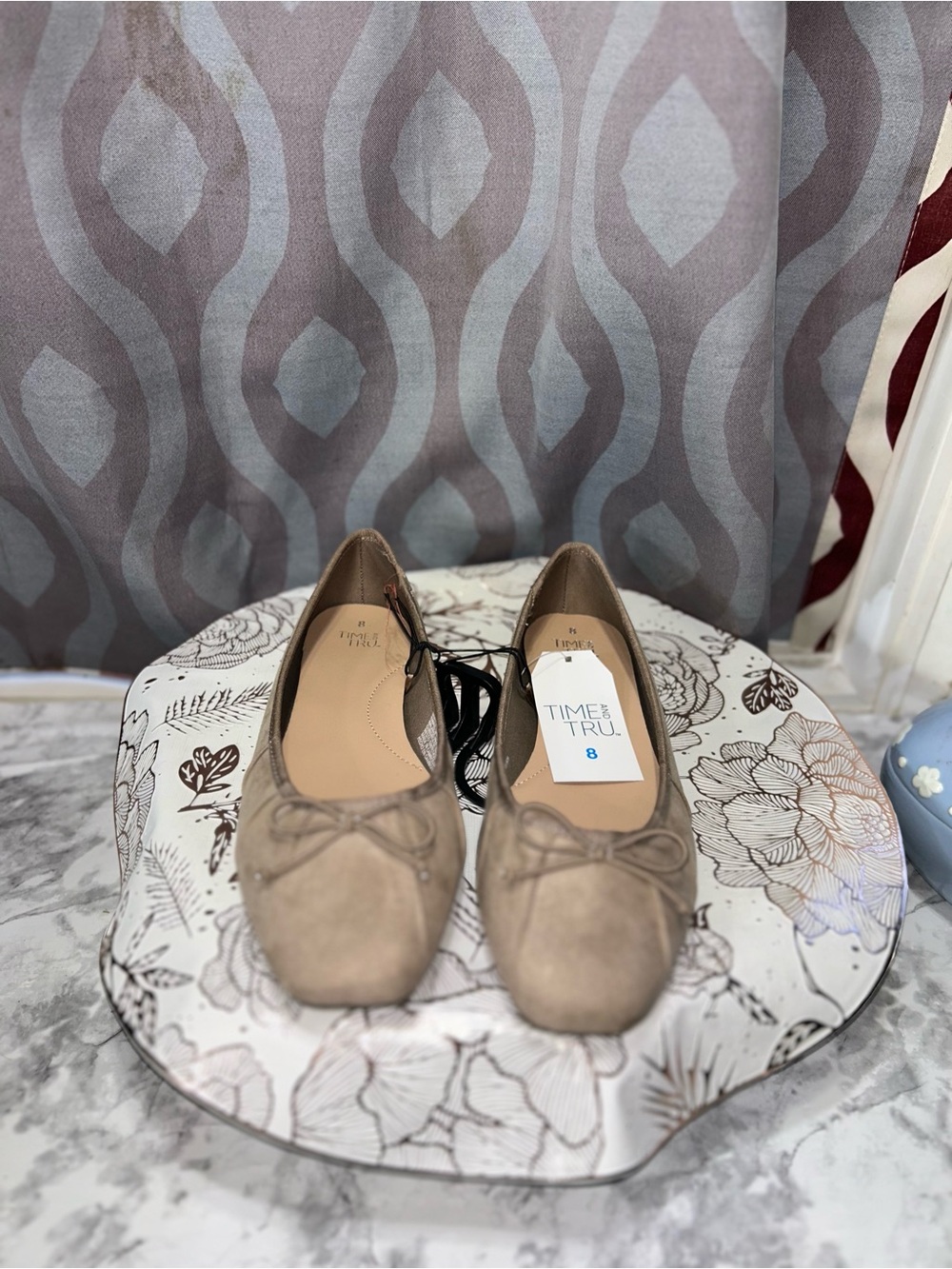 Time and Tru Women's Taupe Bow Ballet Flats